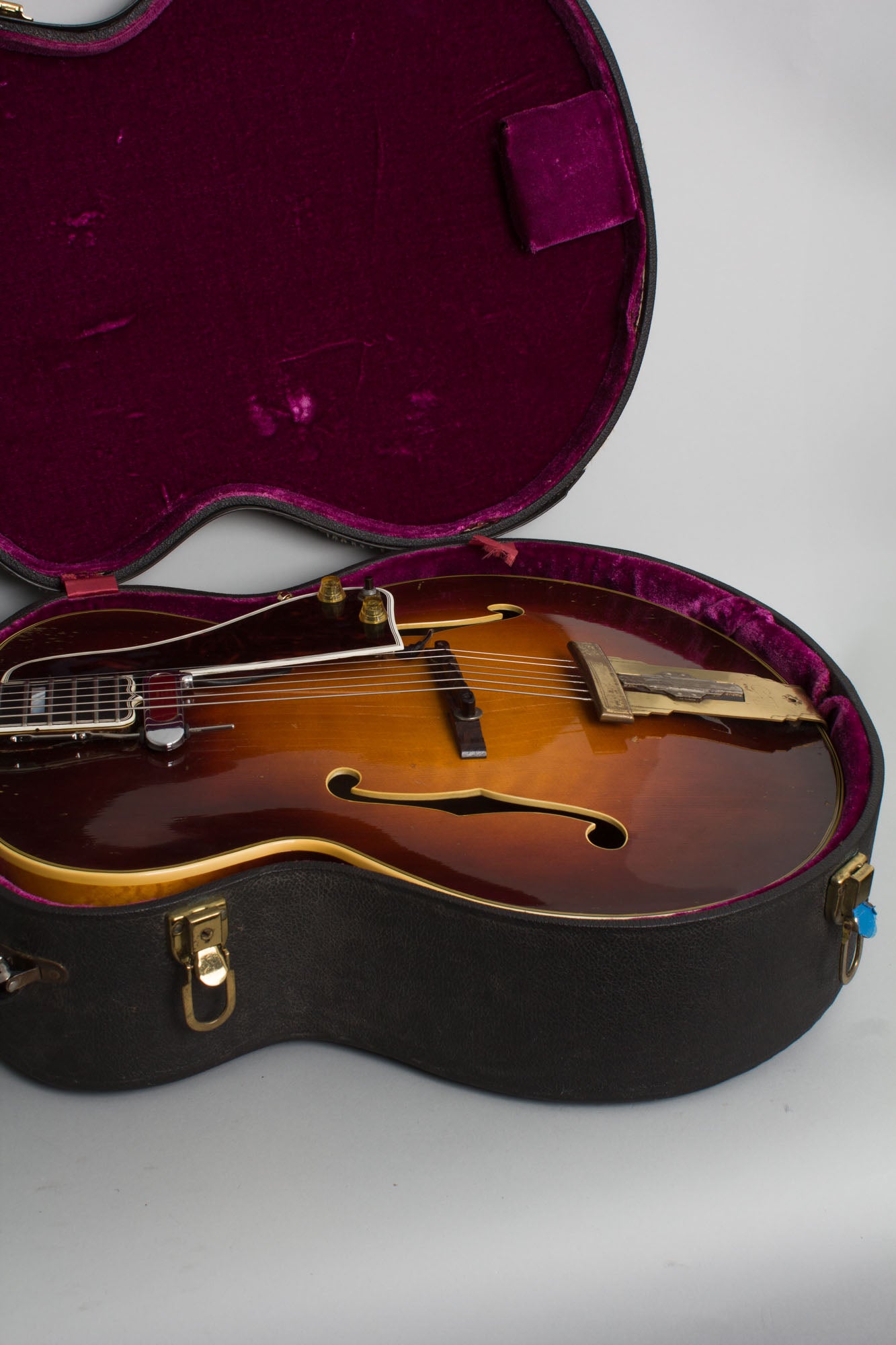 Gibson L-5 With DeArmond Rhythm Chief Arch Top Acoustic Guitar (1945)