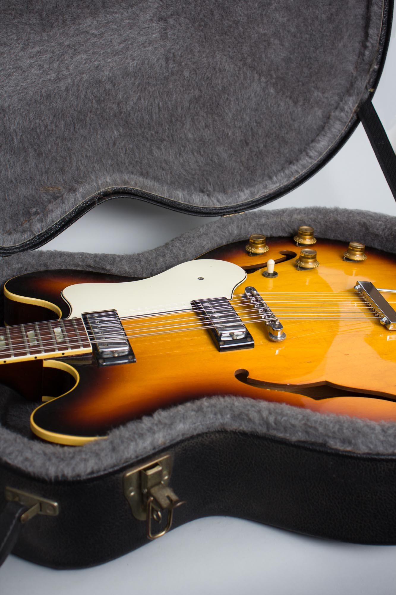 Epiphone E360TD-C12 Riviera 12 String Semi-Hollow Body Electric Guitar (1967)