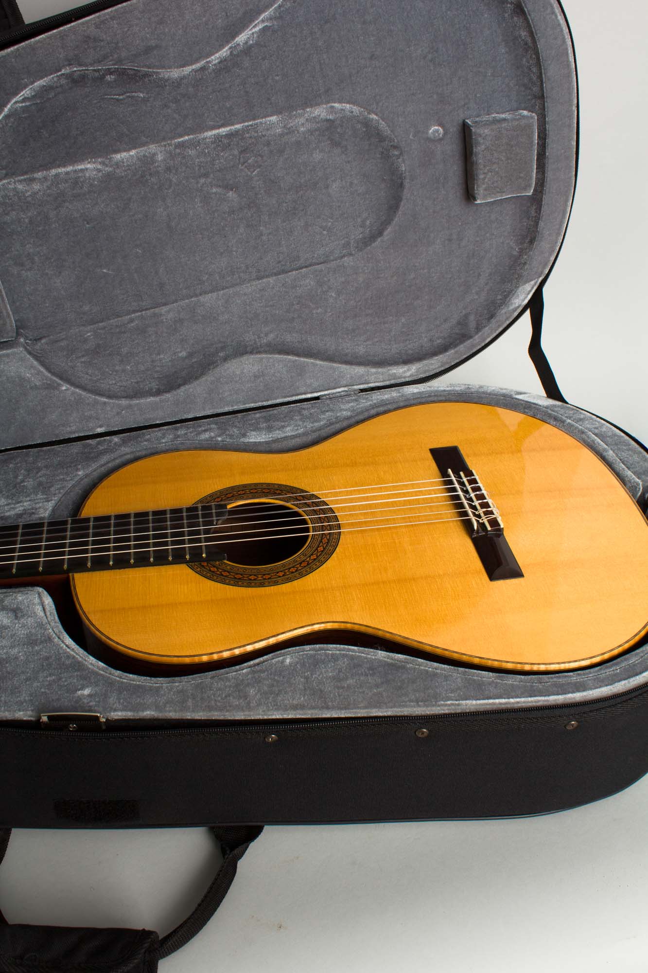 Thomas Prisloe Classical Guitar (2000)