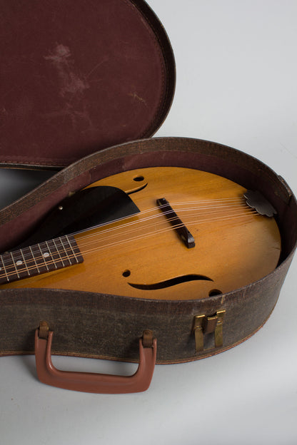 Stradolin Model 421 Arch Top Mandolin (1940's)