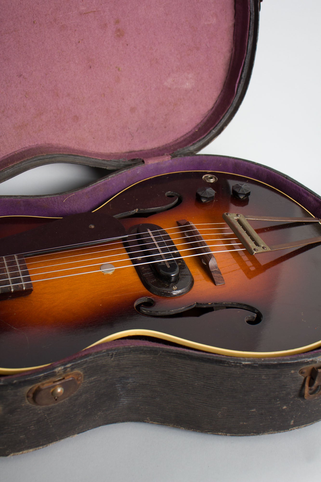 Epiphone Electar Model C Hollow Body Electric Guitar (1937)