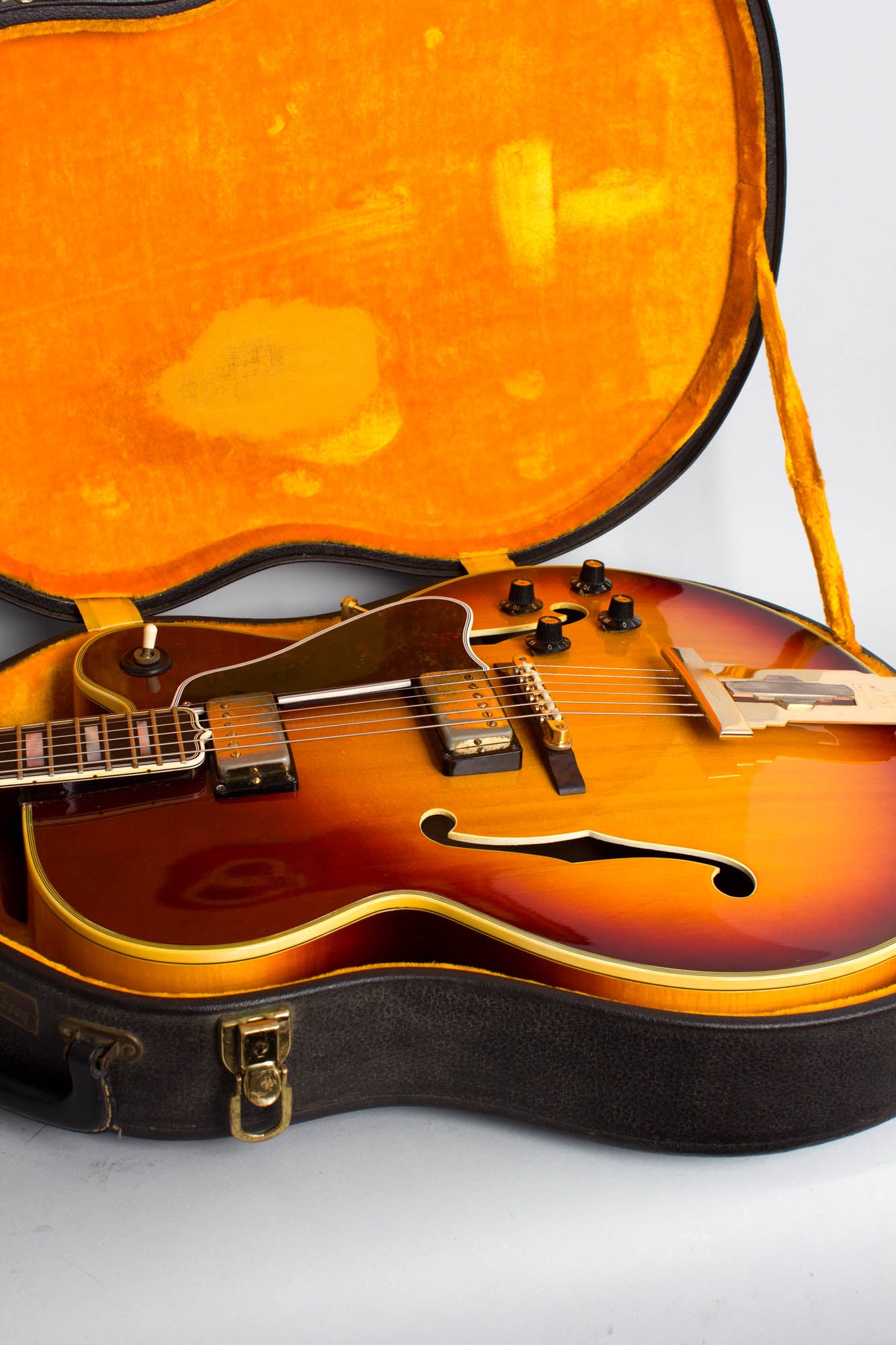 Gibson L-5CES Arch Top Hollow Body Electric Guitar (1969)