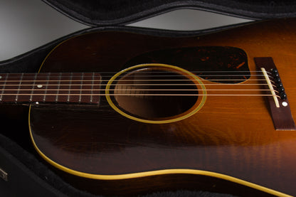 Gibson J-45 Flat Top Acoustic Guitar (1943-4)