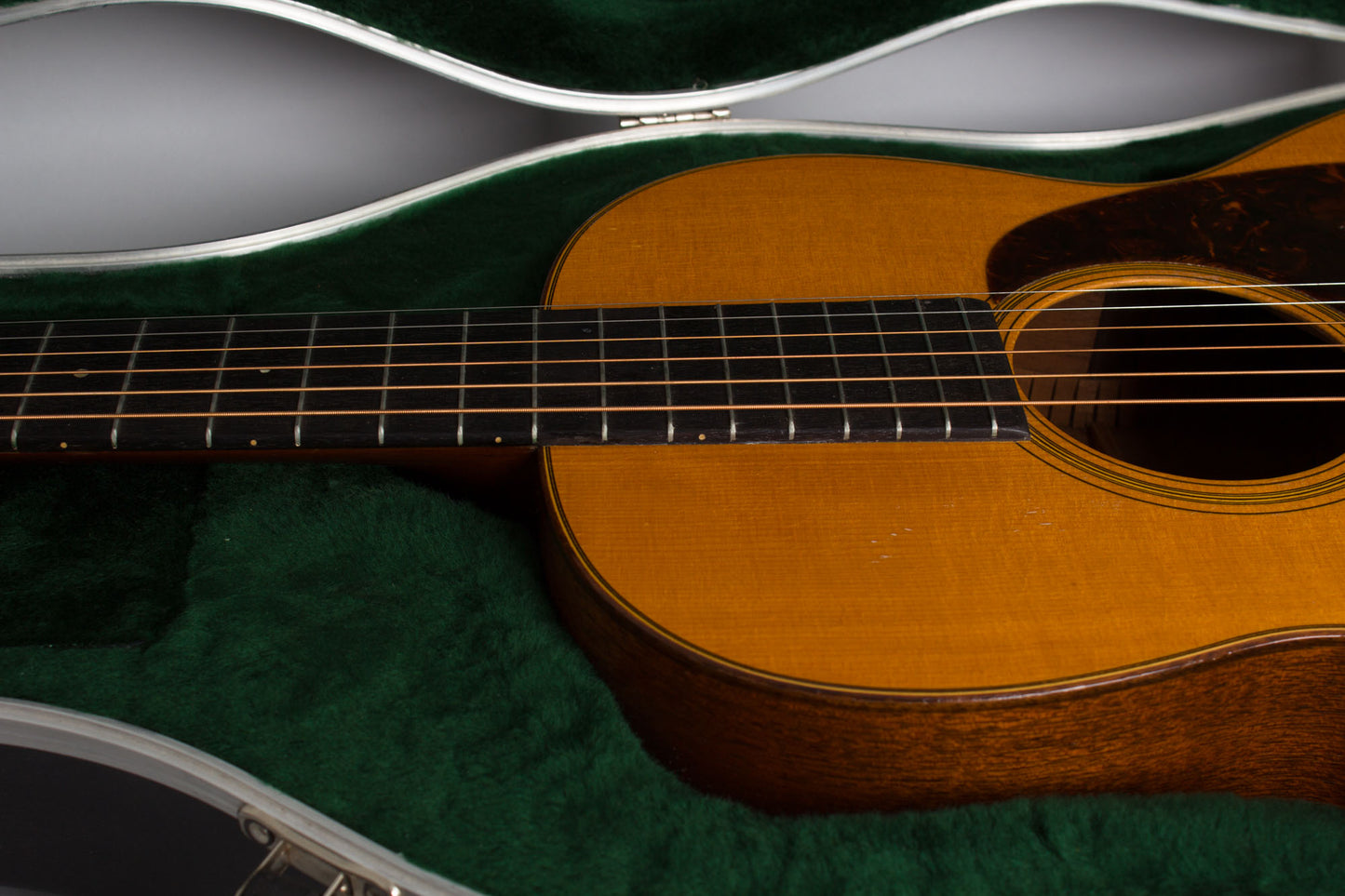 C. F. Martin 00-18 Flat Top Acoustic Guitar (1931)