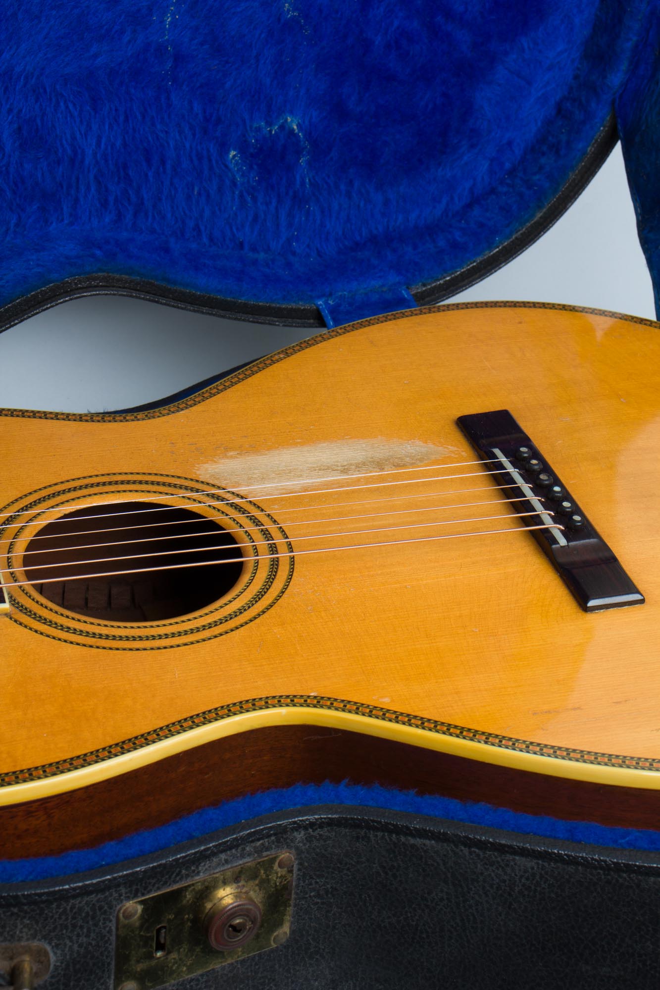 Weymann Jimmie Rodgers Model 890 Flat Top Acoustic Guitar (1932)