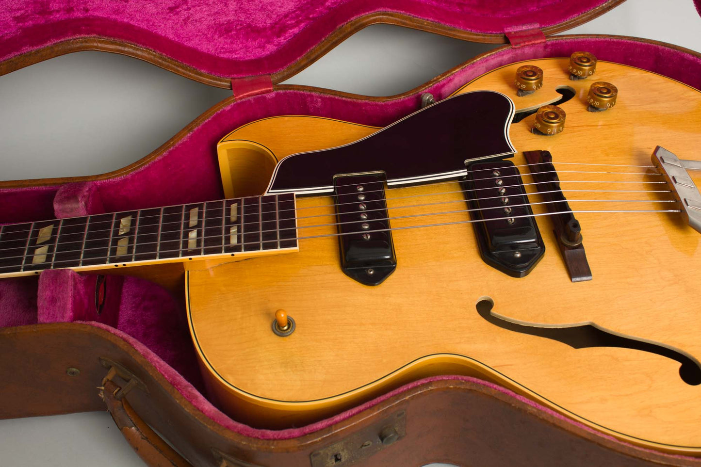 Gibson ES-175DN Arch Top Hollow Body Electric Guitar (1954)