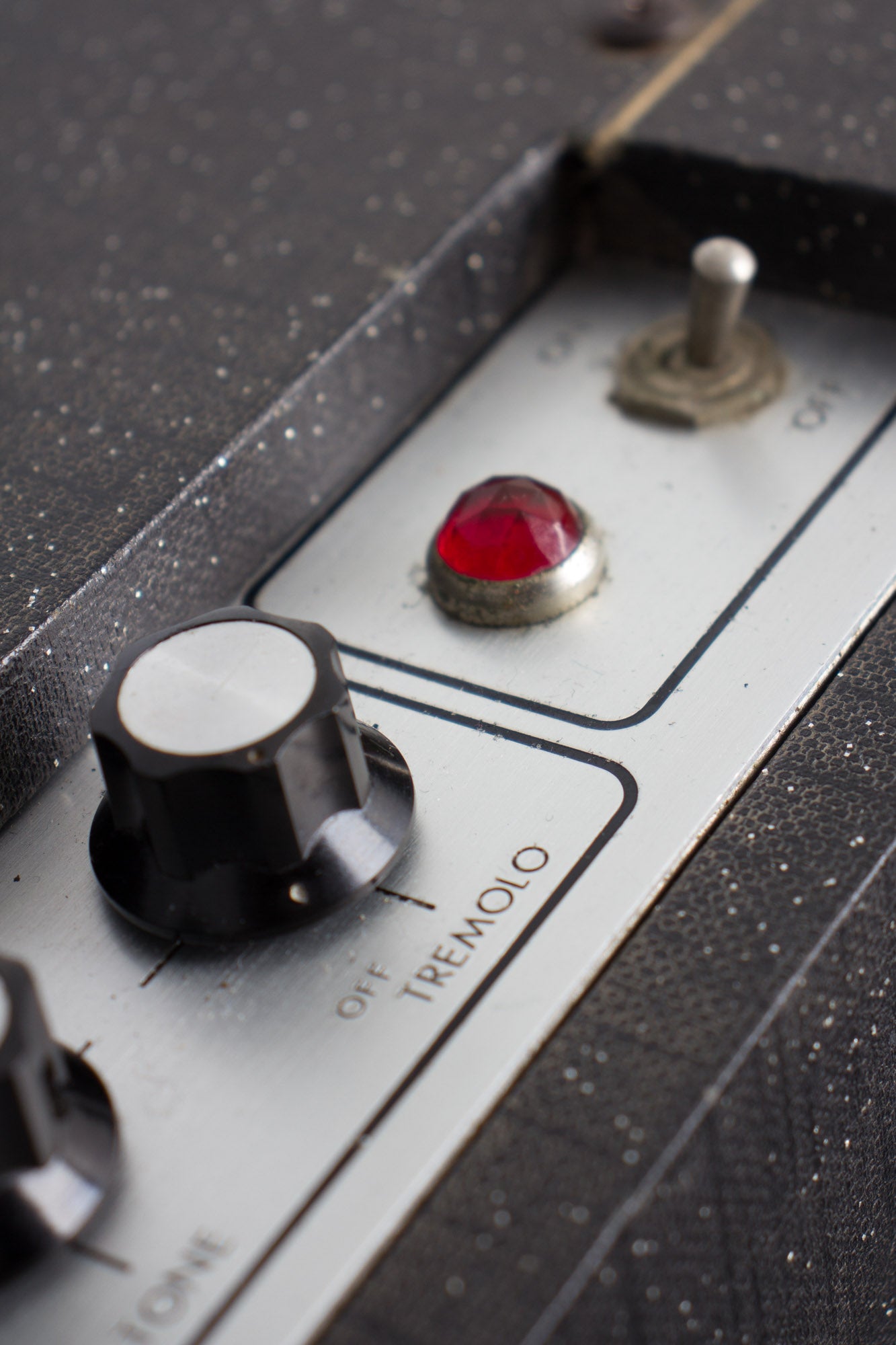 Univox U-45 Tube Amplifier (1965)