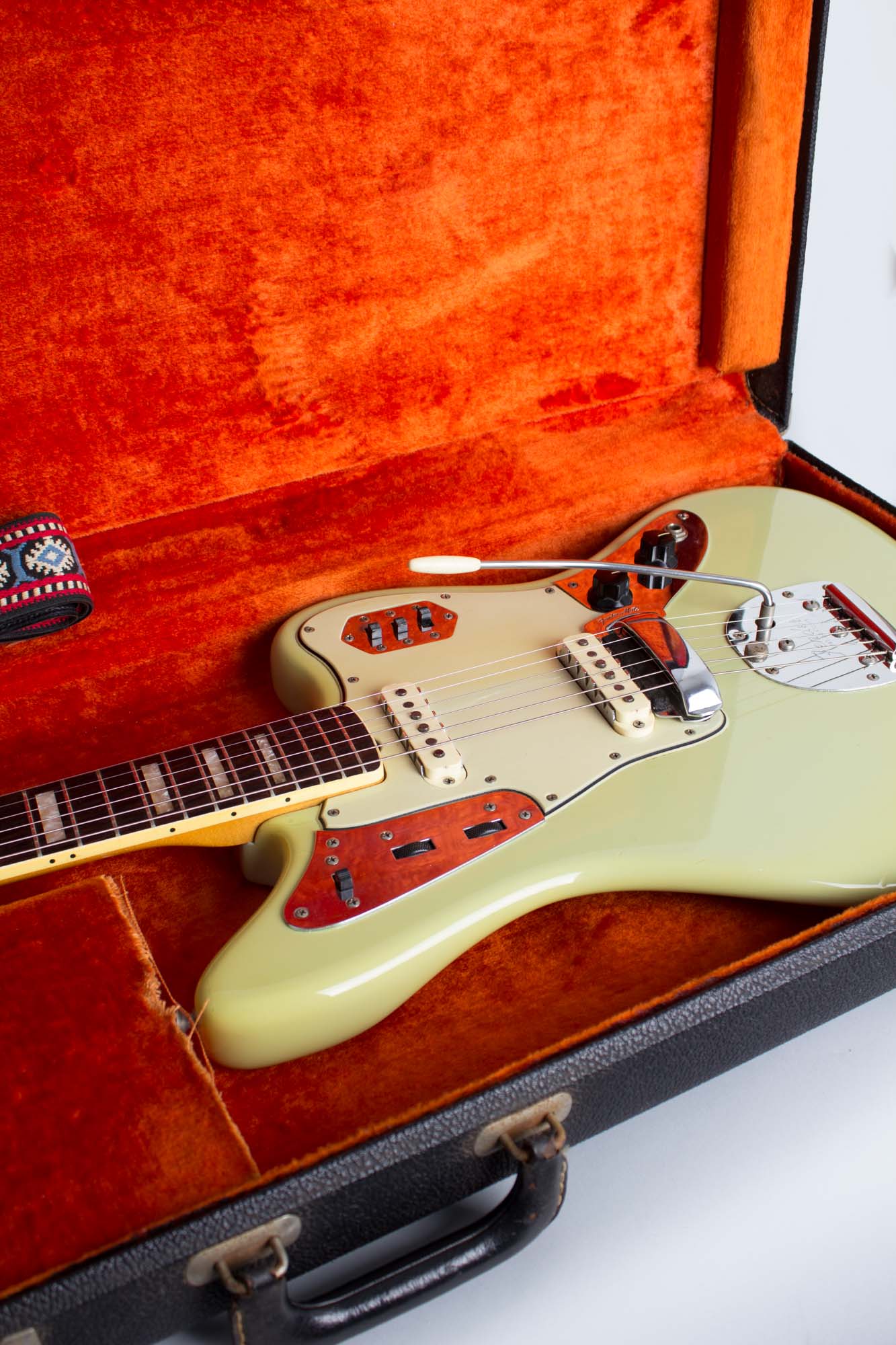 Fender Jaguar Solid Body Electric Guitar (1968)