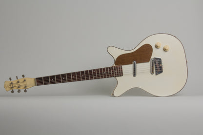 Danelectro Model 6026 Deluxe Semi-Hollow Body Electric Guitar (1958)
