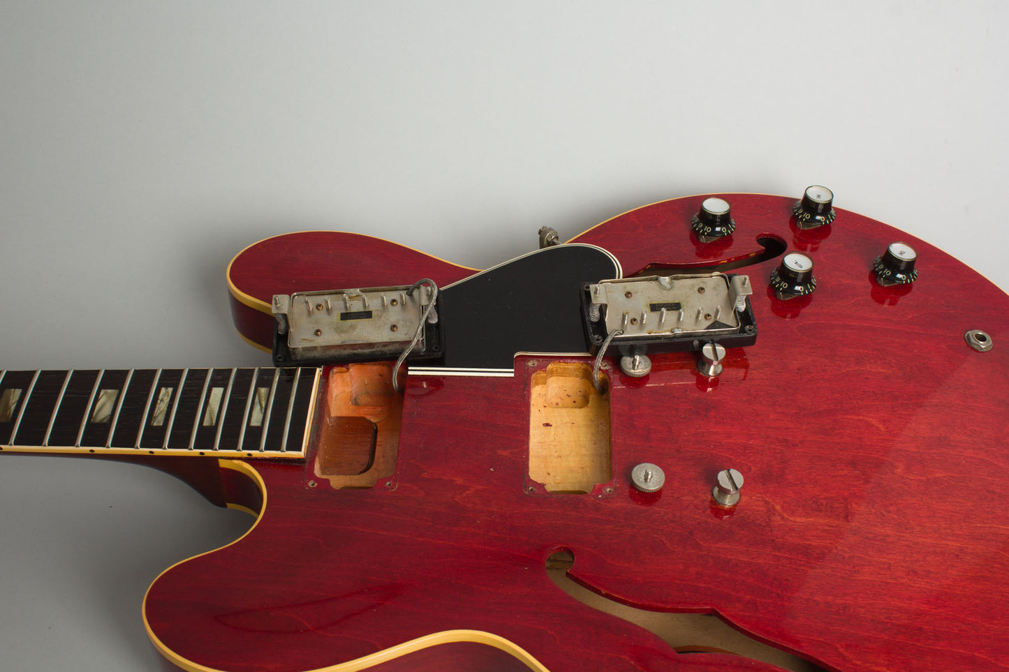 Gibson ES-335TDC Semi-Hollow Body Electric Guitar (1963)