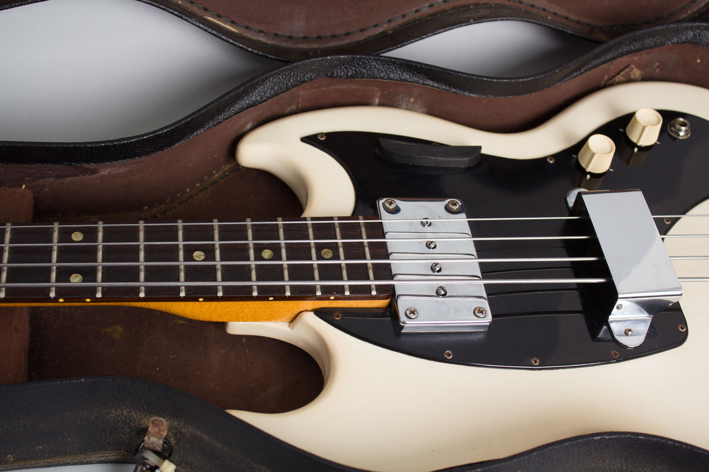 Kalamazoo Model KB-1 Solid Body Electric Bass Guitar (1968)