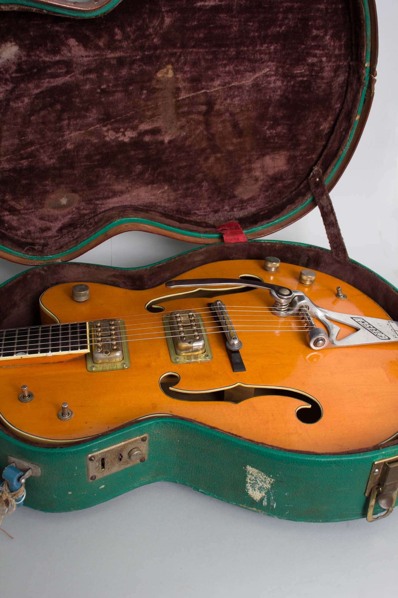 Gretsch Chet Atkins Hollow Body Model 6120 Arch Top Hollow Body Electric Guitar (1961)