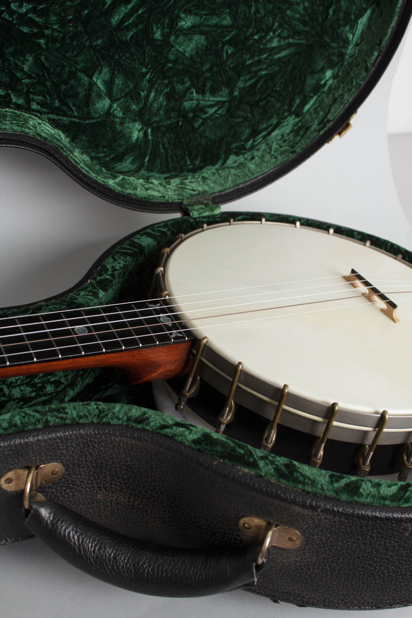 W. A. Cole Eclipse #2500 5 String Banjo (1910)