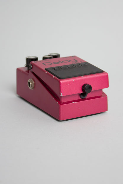 Boss DM-2 Delay Effect (1982)