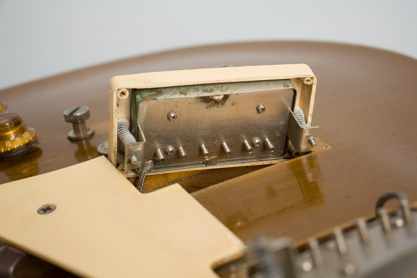 Gibson Les Paul Model Solid Body Electric Guitar (1957)