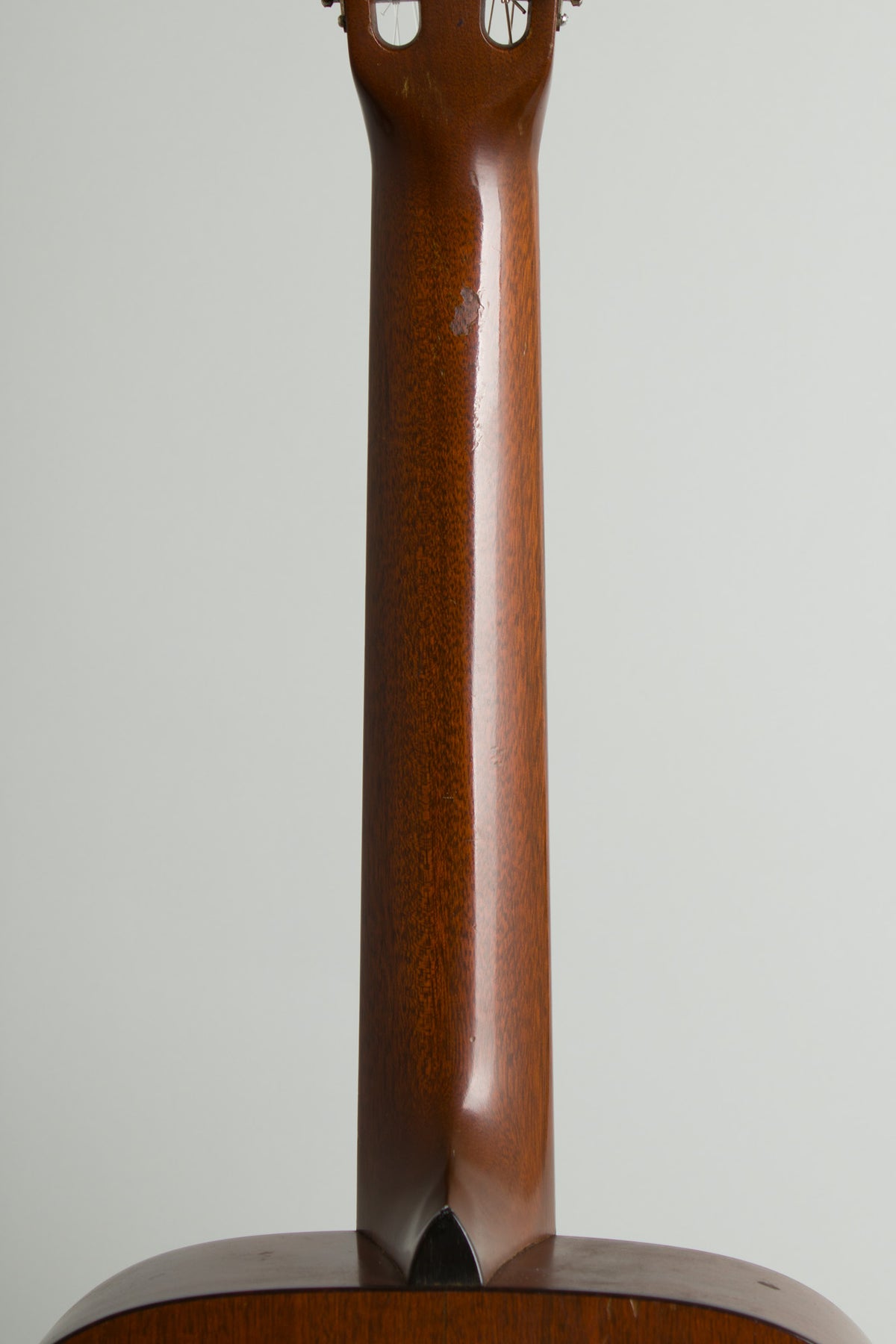 C. F. Martin 00-18G Owned and Played by Alan Lomax Classical Guitar (1941)