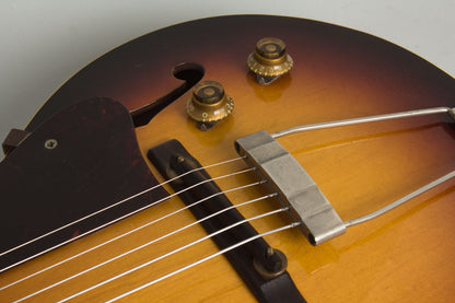 Gibson ES-125T 3/4 Thinline Hollow Body Electric Guitar (1957)