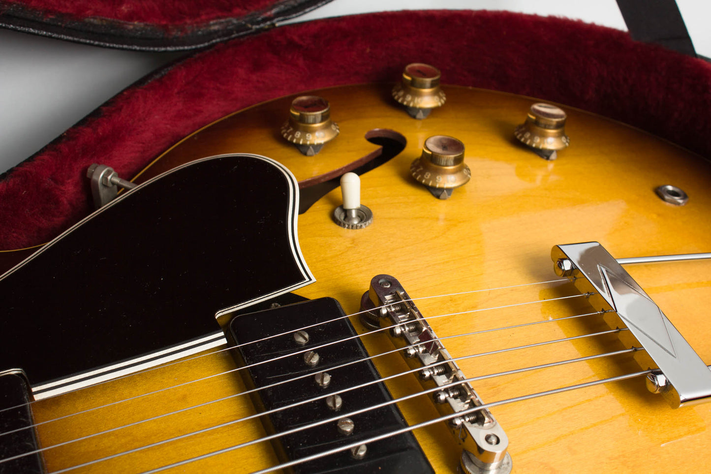 Gibson ES-330TD Thinline Hollow Body Electric Guitar (1961)