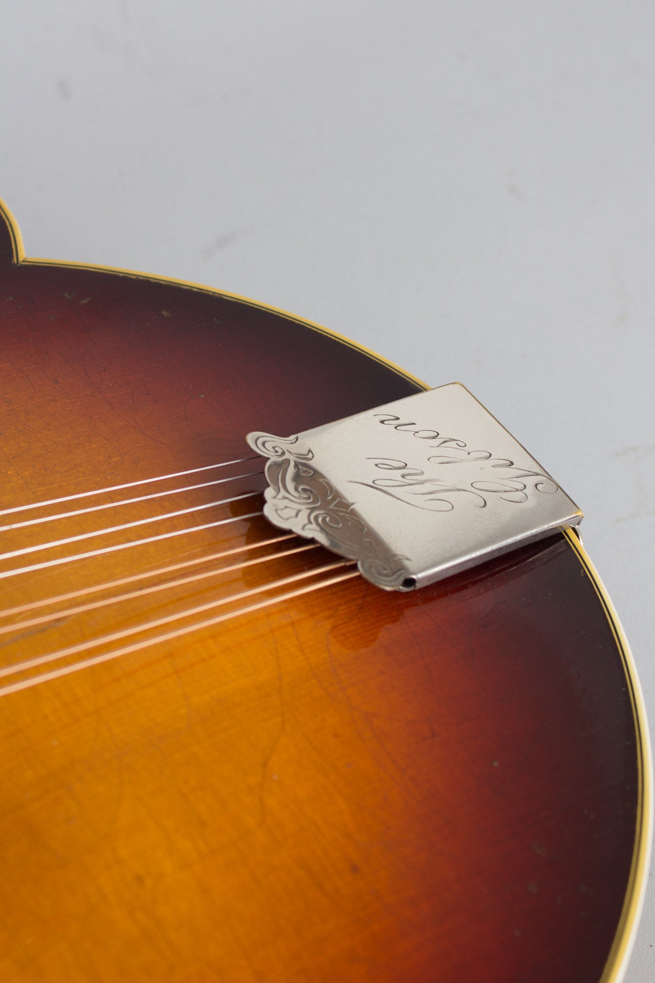 Gibson F-5 Carved Top Mandolin (1941)