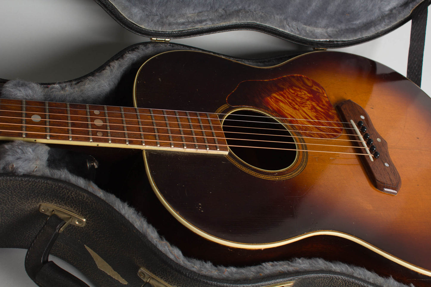 Regal Recording King Jumbo A-1172 Flat Top Acoustic Guitar (1941)