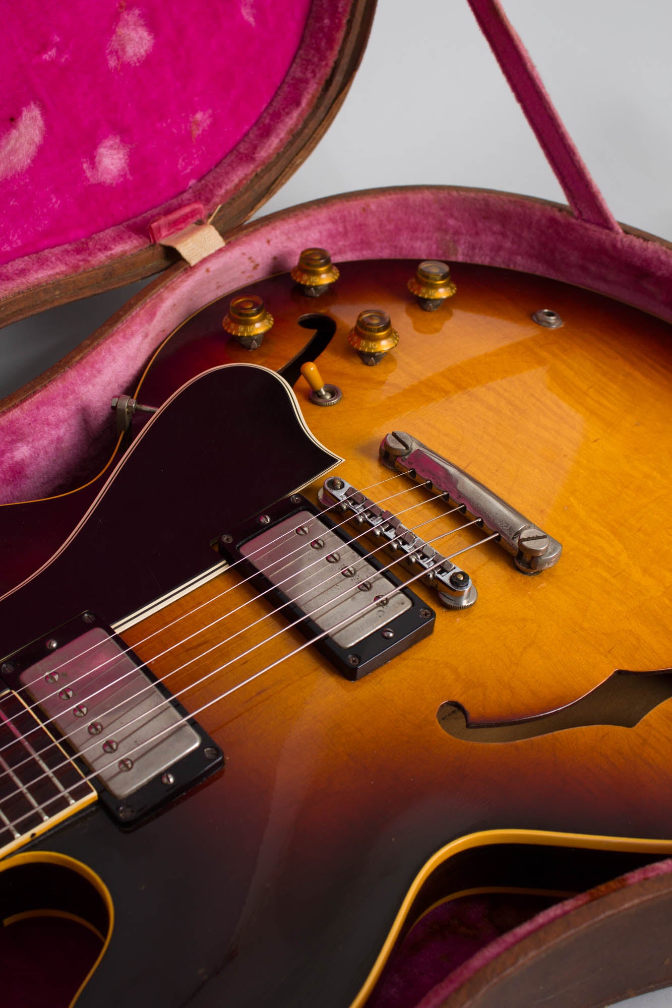 Gibson ES-335TD Semi-Hollow Body Electric Guitar (1958)