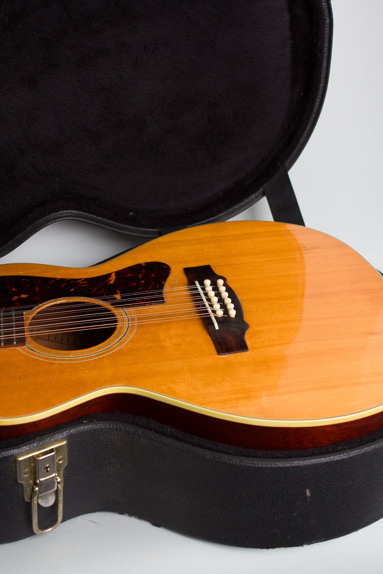 Guild F-212 12 String Flat Top Acoustic Guitar (1964)