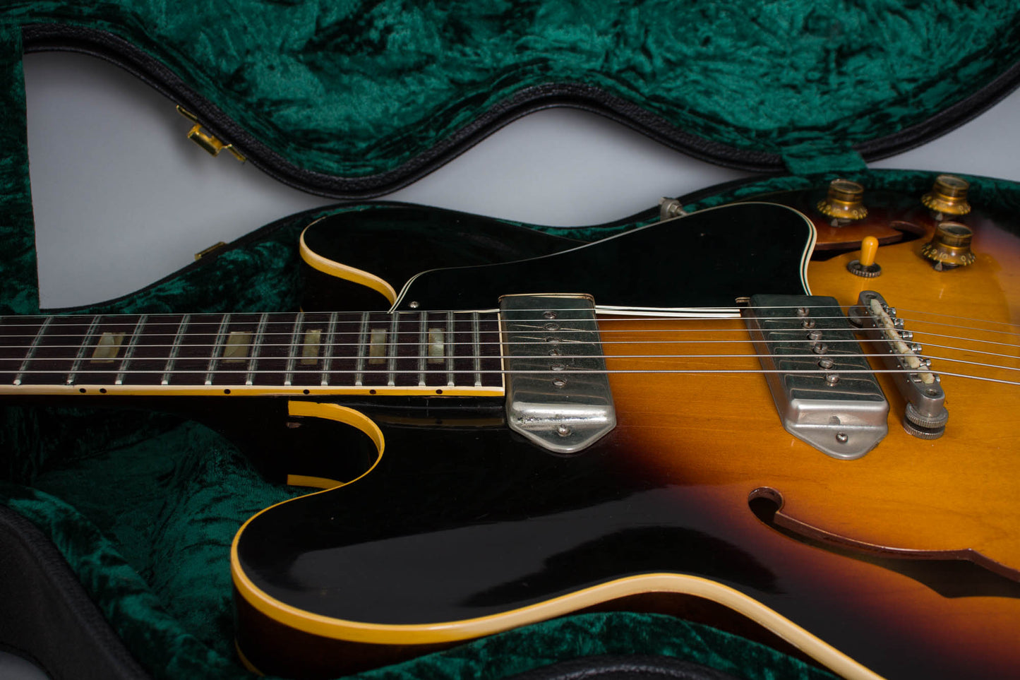 Gibson ES-330TD Thinline Hollow Body Electric Guitar (1962)