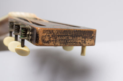 National Style 0 Resophonic Guitar (1933)