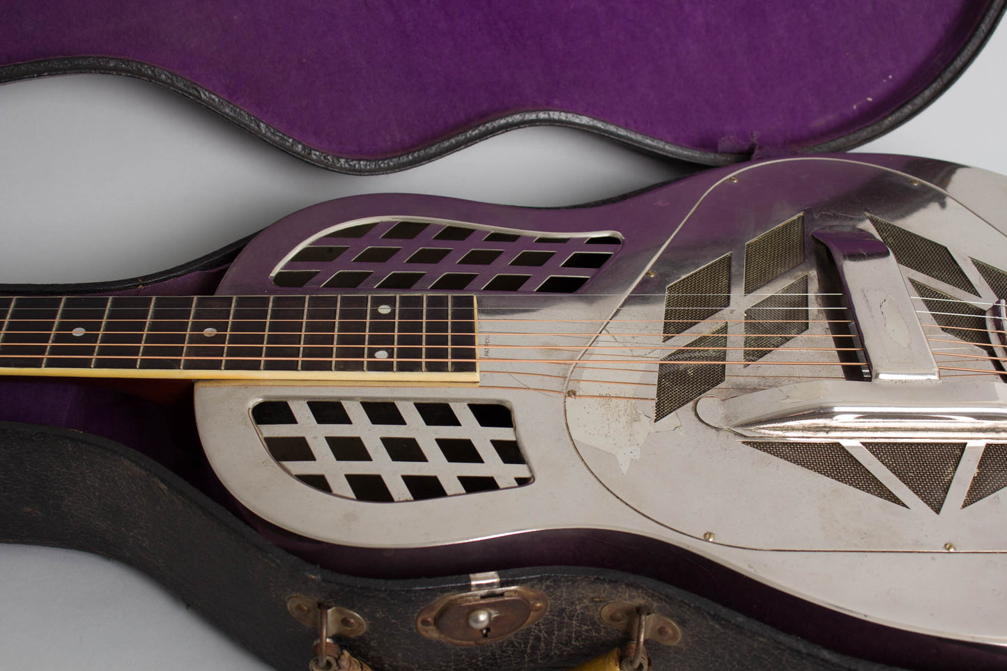 National Style 1 Tricone Roundneck Resophonic Guitar (1928)