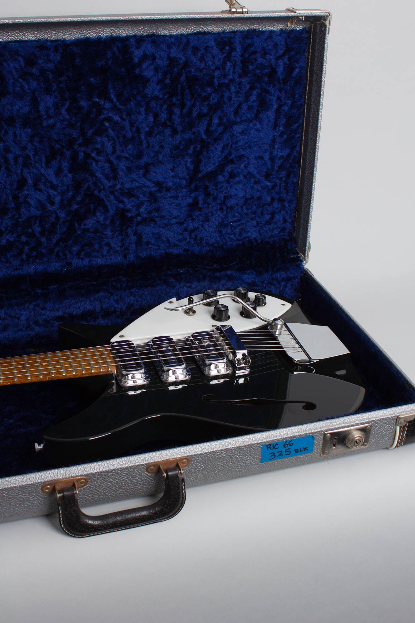 Rickenbacker Model 325 Semi-Hollow Body Electric Guitar (1967