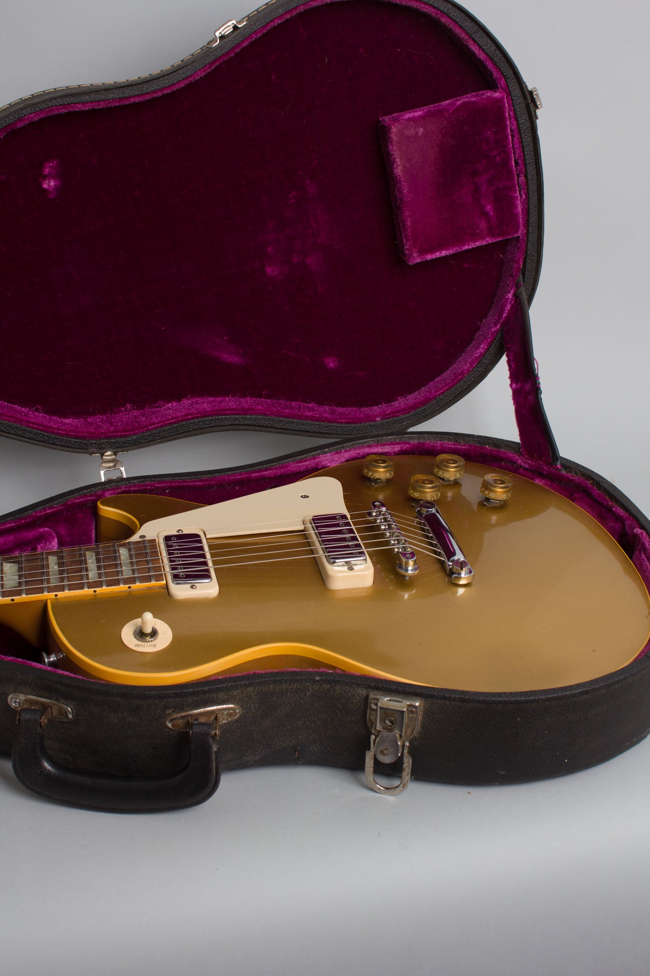 Gibson Les Paul Deluxe Solid Body Electric Guitar (1973)