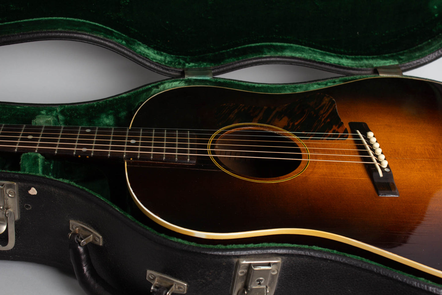 Gibson Jumbo 35/Trojan Flat Top Acoustic Guitar (1936)
