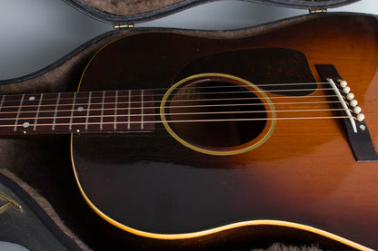 Gibson J-45 Banner Flat Top Acoustic Guitar (1943)