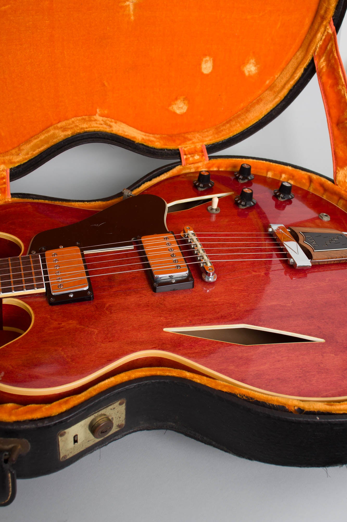 Gibson Trini Lopez Standard Semi-Hollow Body Electric Guitar (1967)