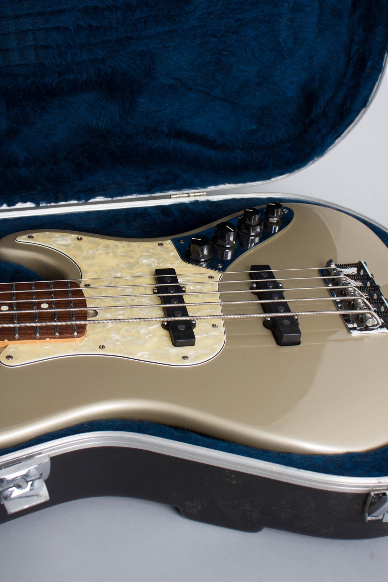 Fender American Deluxe Active Jazz Bass Electric 5-String Bass Guitar (1998)