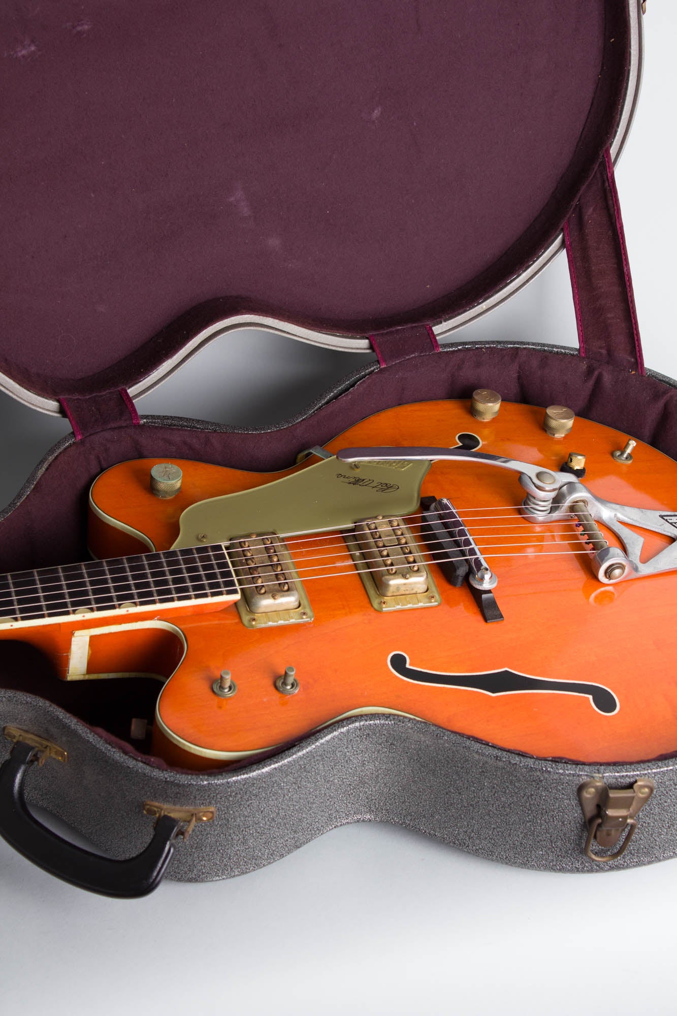 Gretsch Model 6120 Chet Atkins Hollowbody Thinline Hollow Body Electric Guitar (1965)