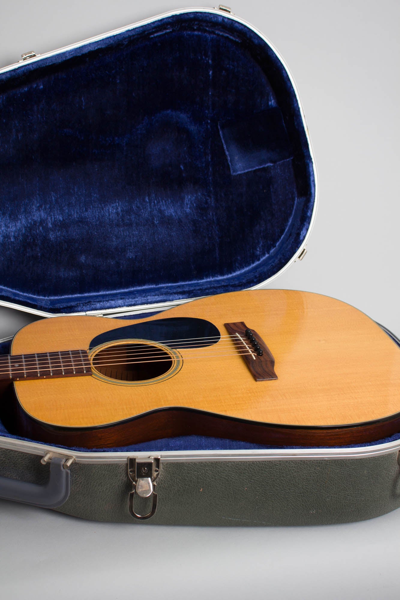 C. F. Martin 00-18 Flat Top Acoustic Guitar (1972)