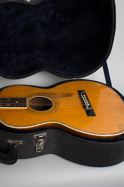 Soverign Concert size Flat Top Acoustic Guitar (1920s)
