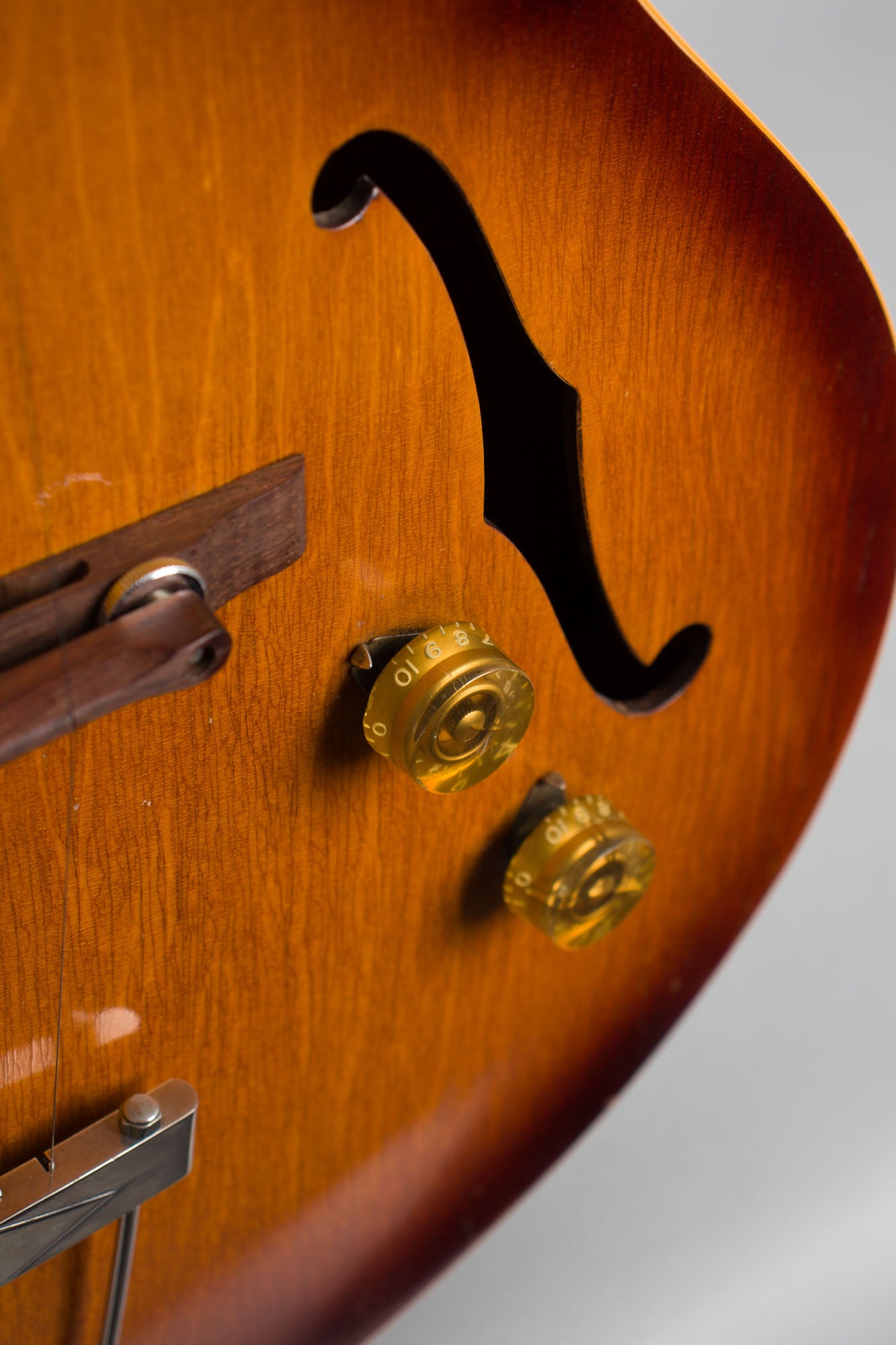 Gibson ETG-150 Arch Top Hollow Body Electric Tenor Guitar (1950s)