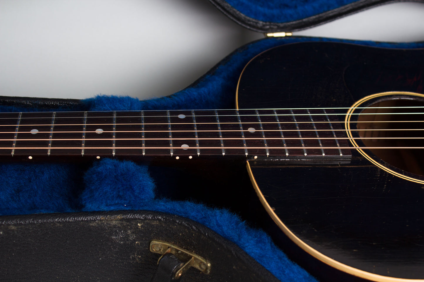 Gibson J-35 Flat Top Acoustic Guitar (1937)