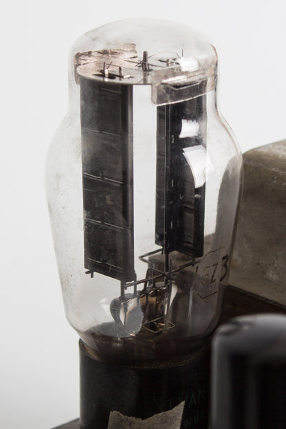 National-Dobro Model C Tube Amplifier (1938)