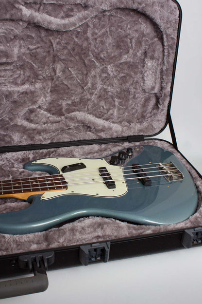 Fender Jazz Bass Solid Body Electric Bass Guitar (1964/5)