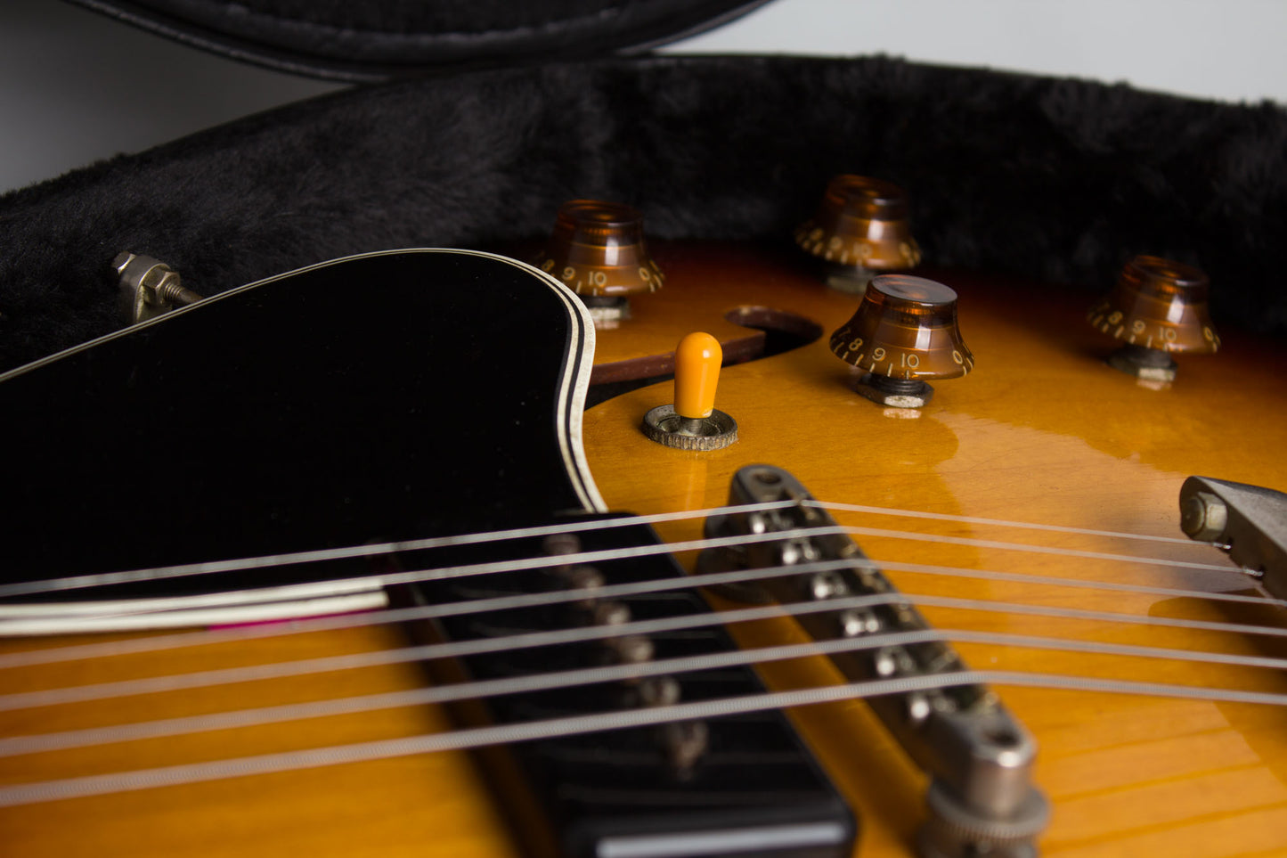 Gibson ES-330TD Thinline Hollow Body Electric Guitar (1959)