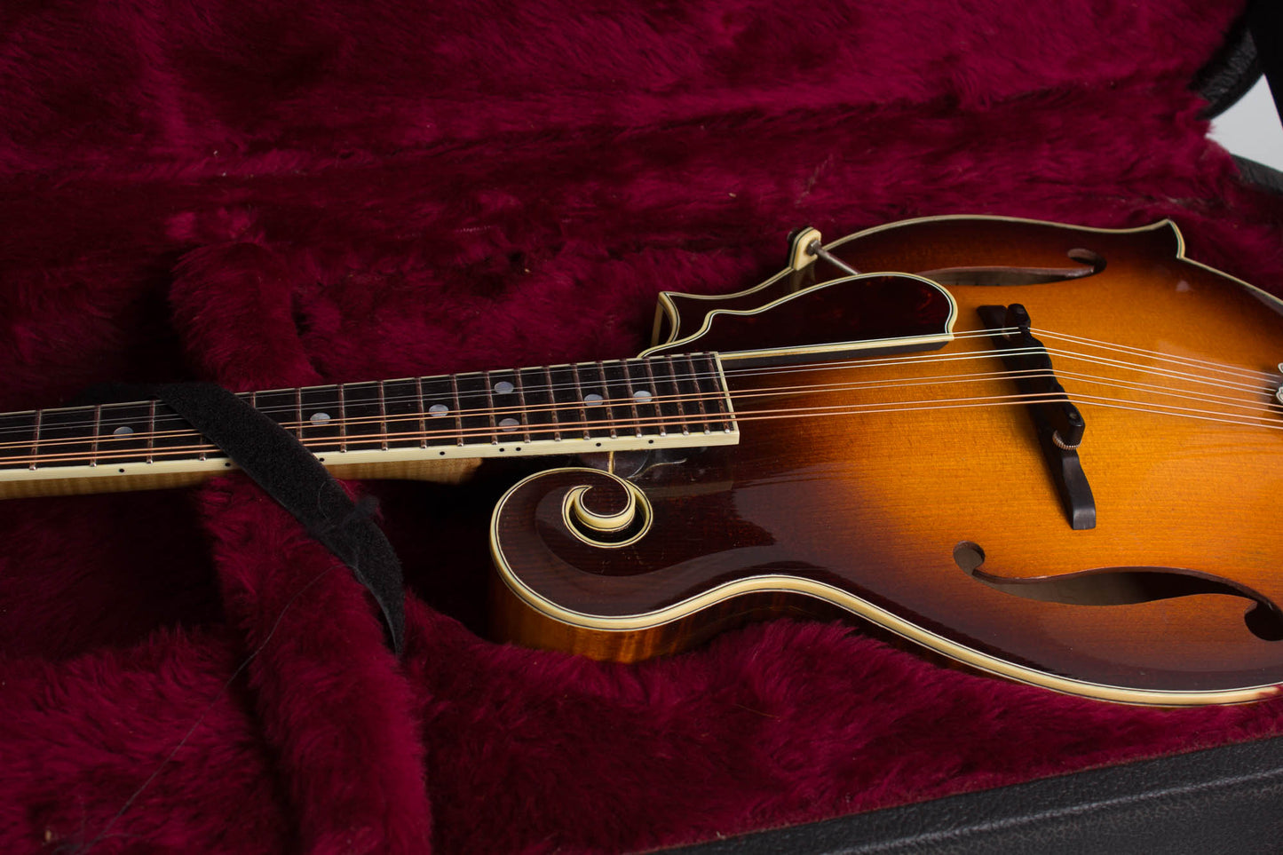 Gilchrist F-5 Carved Top Mandolin (1990)