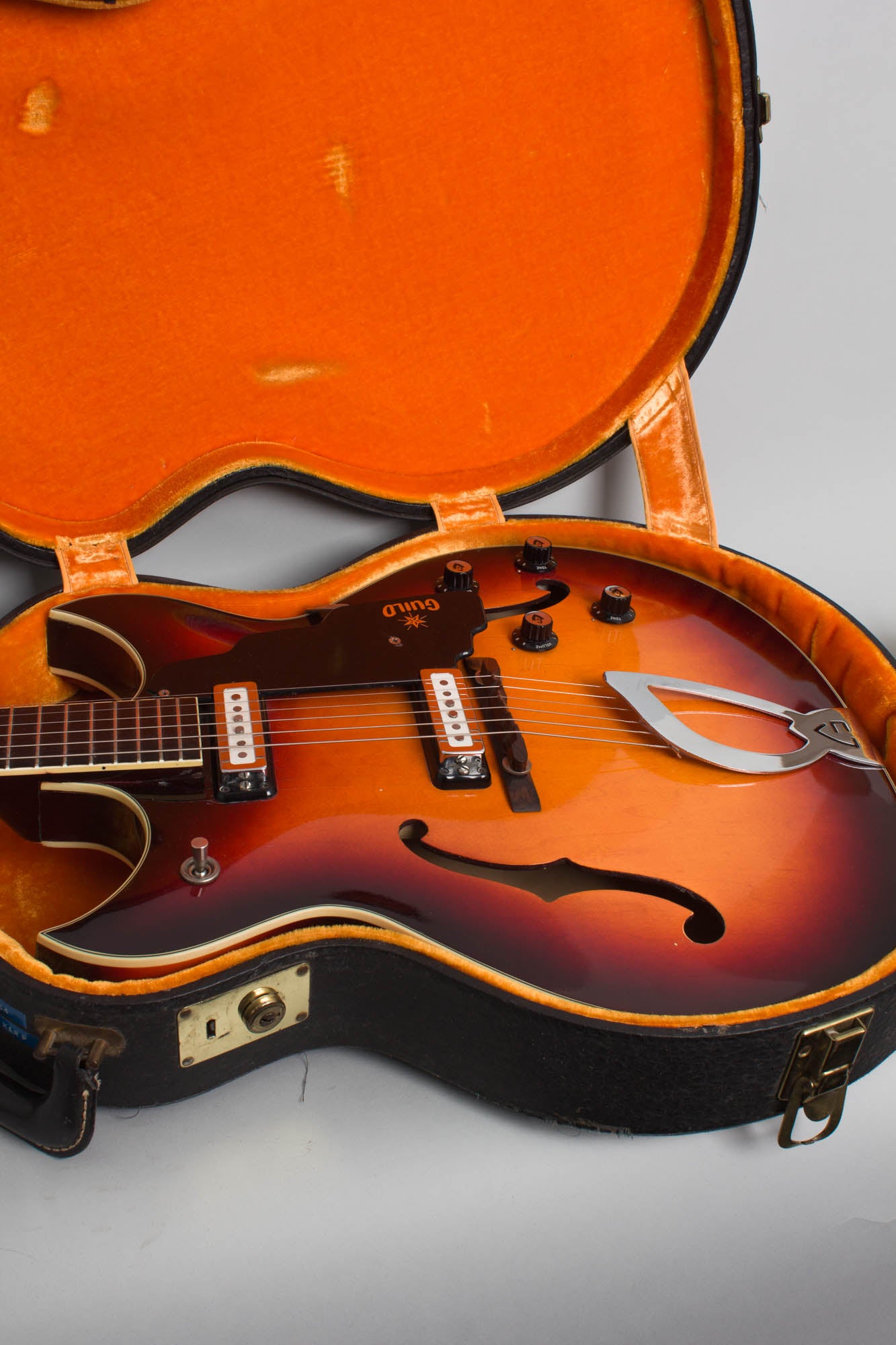 Guild Studio S-302 Thinline Hollow Body Electric Guitar (1968)