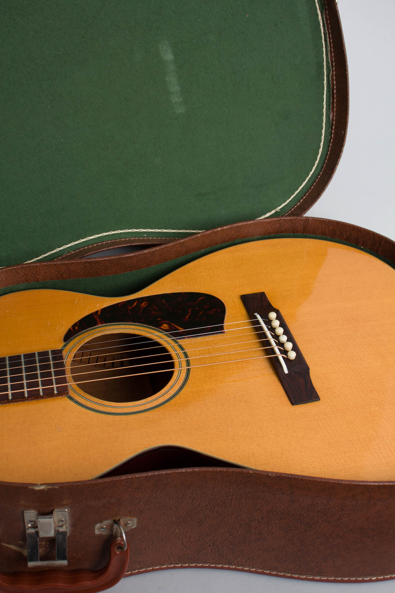 Guild F-20NT Flat Top Acoustic Guitar (1964)