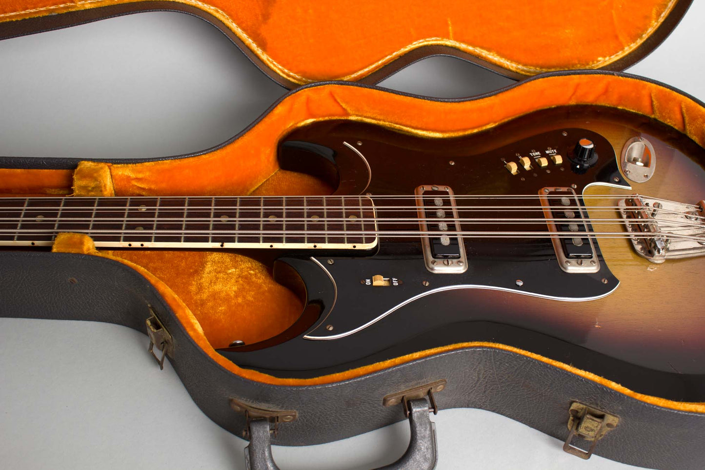 Hagstrom H-8 8-String Bass Solid Body Electric Bass Guitar (1968)