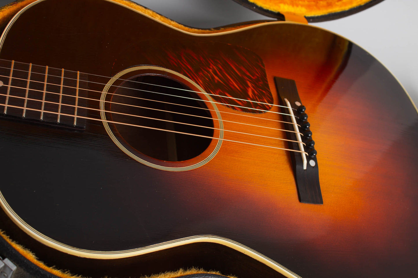 Gibson LG-2 Banner Flat Top Acoustic Guitar (1943)