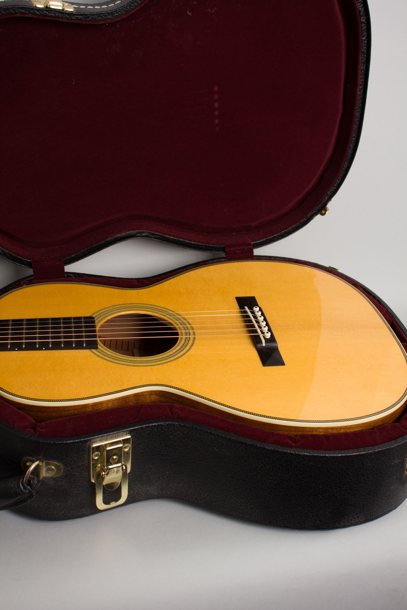 C. F. Martin 00-28 Custom Shop Flat Top Acoustic Guitar (2018)