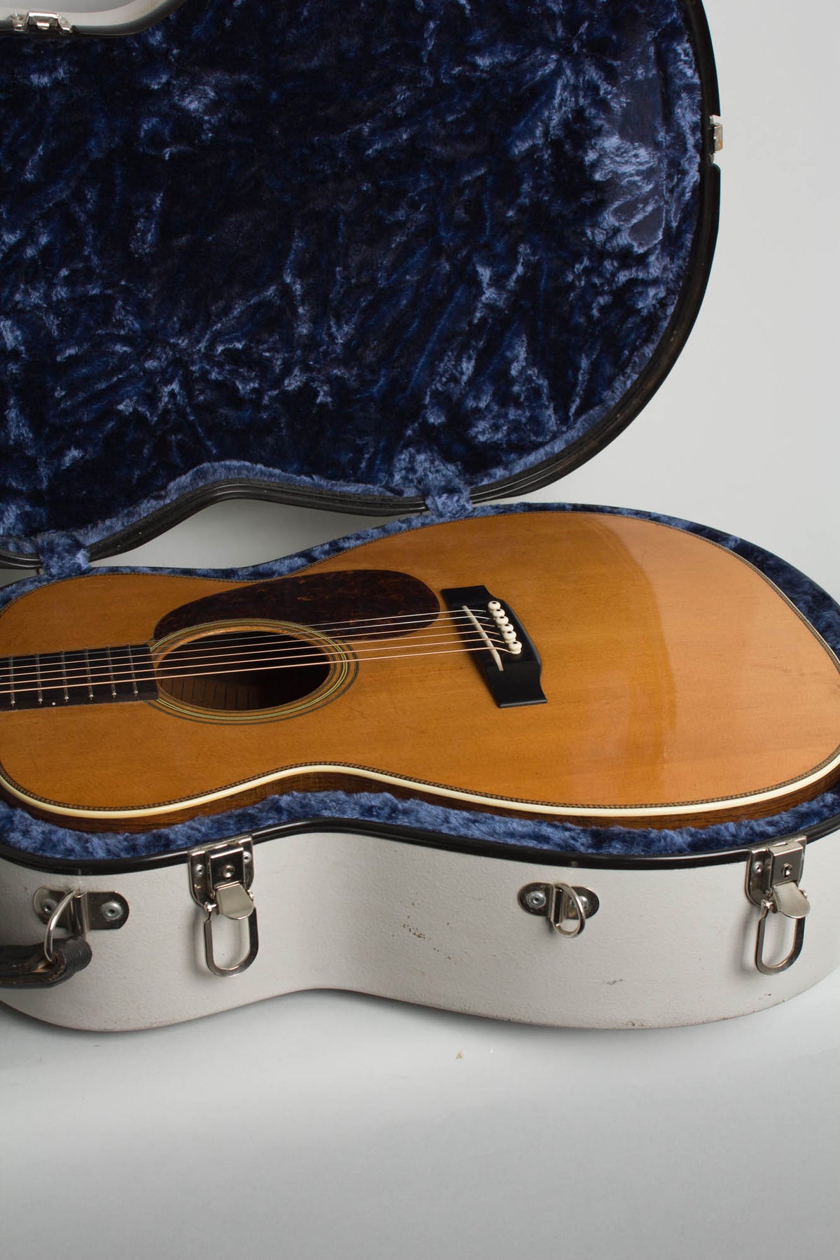 C. F. Martin 000-28 Flat Top Acoustic Guitar (1943)